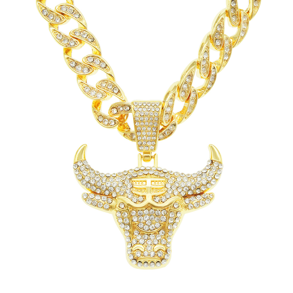 European and American hip-hop three-dimensional Bull head pendant Cuban chain cool punk moissanite h