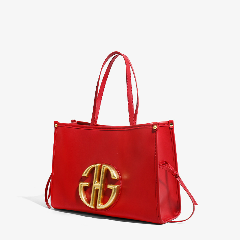 Custom Logo Heavy Red Lady Underarm Bag Expensive Vegan leather Lady Handbag Wedding Bag A shoulder 