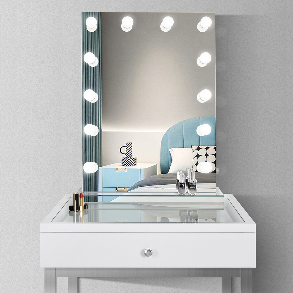 Illuminated hollywood mirror makeup vanity mirror with LED bulbs for daily makeup